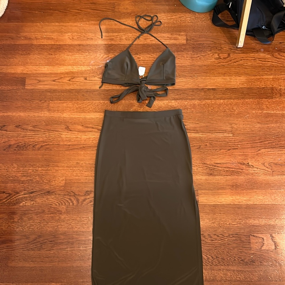 Endless Blu Dark Green Triangle Top and Maxi Skirt Set